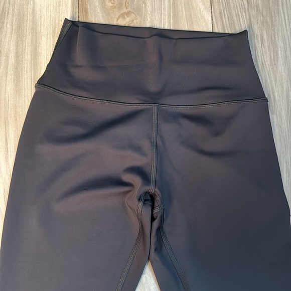 Alo Slit Leggings Size M - Picture 4 of 7